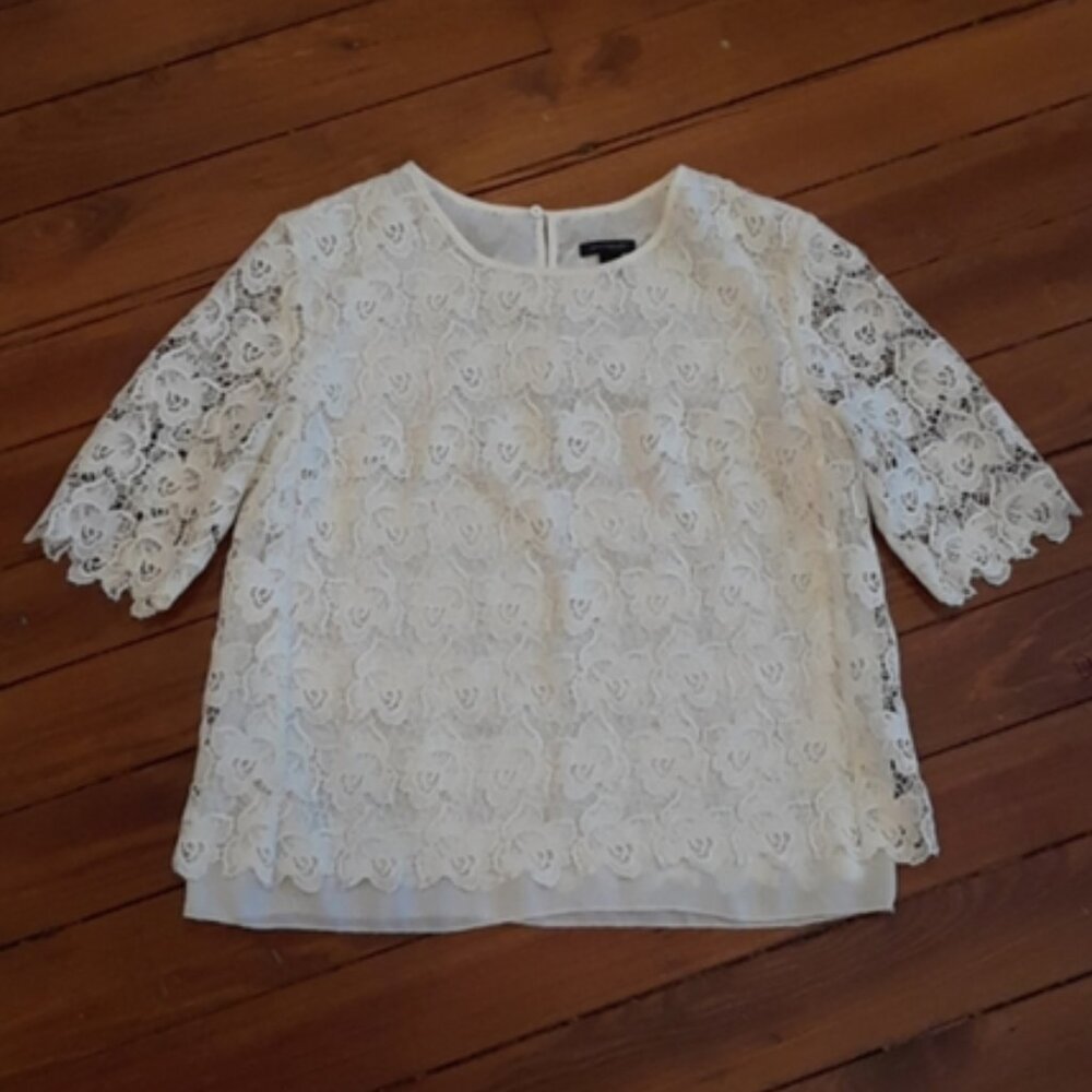 NWT 🌹 Ann Taylor Ivory Crochet Top Size XS